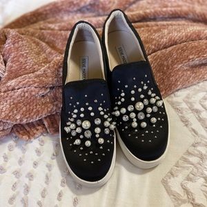 Black Velvet Steve Madden Loafers w/ Pearls & gems